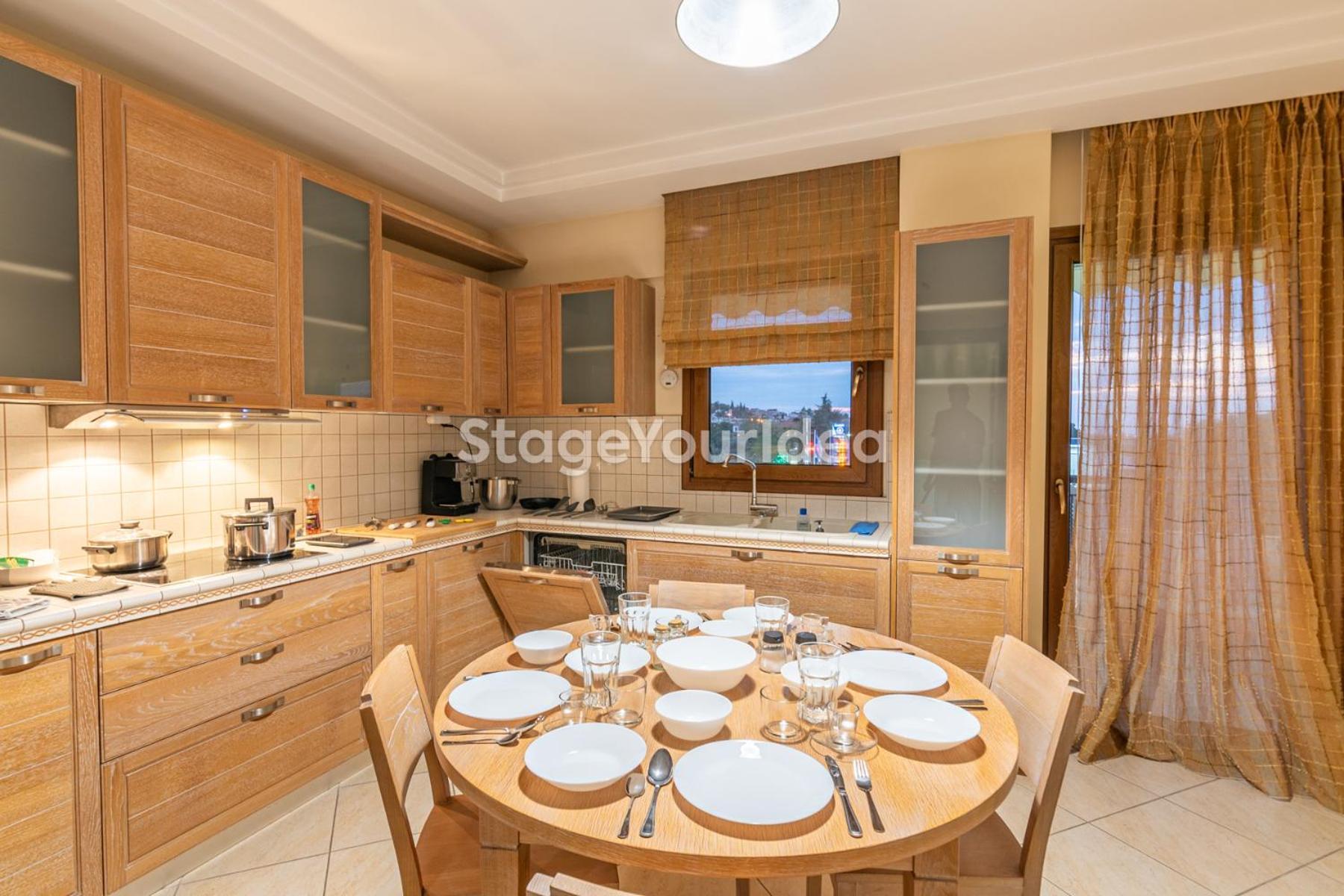 Luxury Appartment, Only 7 Minutes From Thessaloniki Airport And 15 Minutes From City Center ,For 8-23 People Also For Gatherings And Parties Neon Rysion Luaran gambar